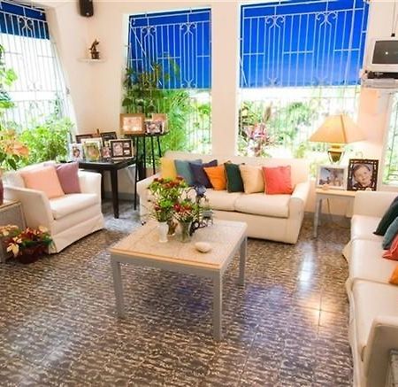 Anchorage Bed & Breakfast Кингстон Экстерьер фото