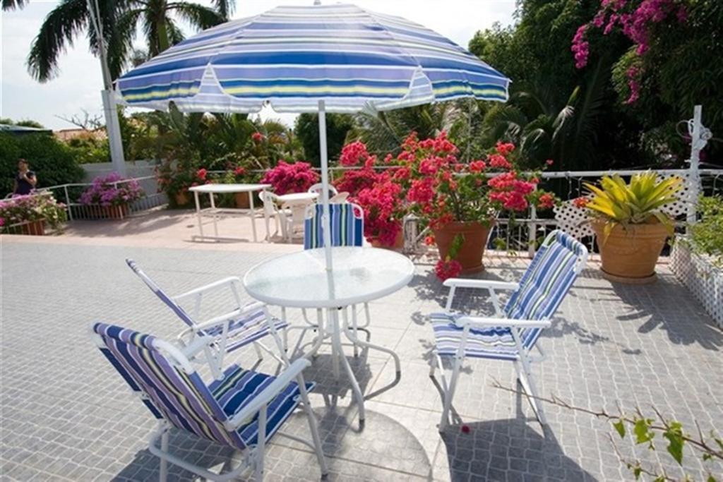 Anchorage Bed & Breakfast Кингстон Номер фото